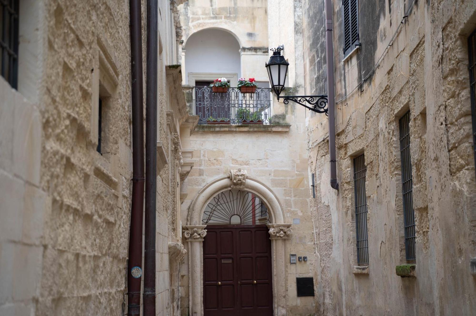 Victoria Apt - Historical Centre Лечче Экстерьер фото